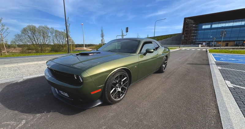 Dodge Challenger cena 179900 przebieg: 93000, rok produkcji 2018 z Wołomin małe 191